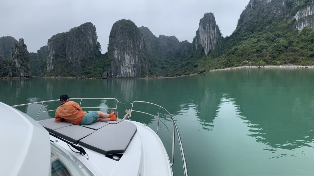 Above and Beyond: Halong Bay Discovery by Helicopter and Yacht from Hanoi